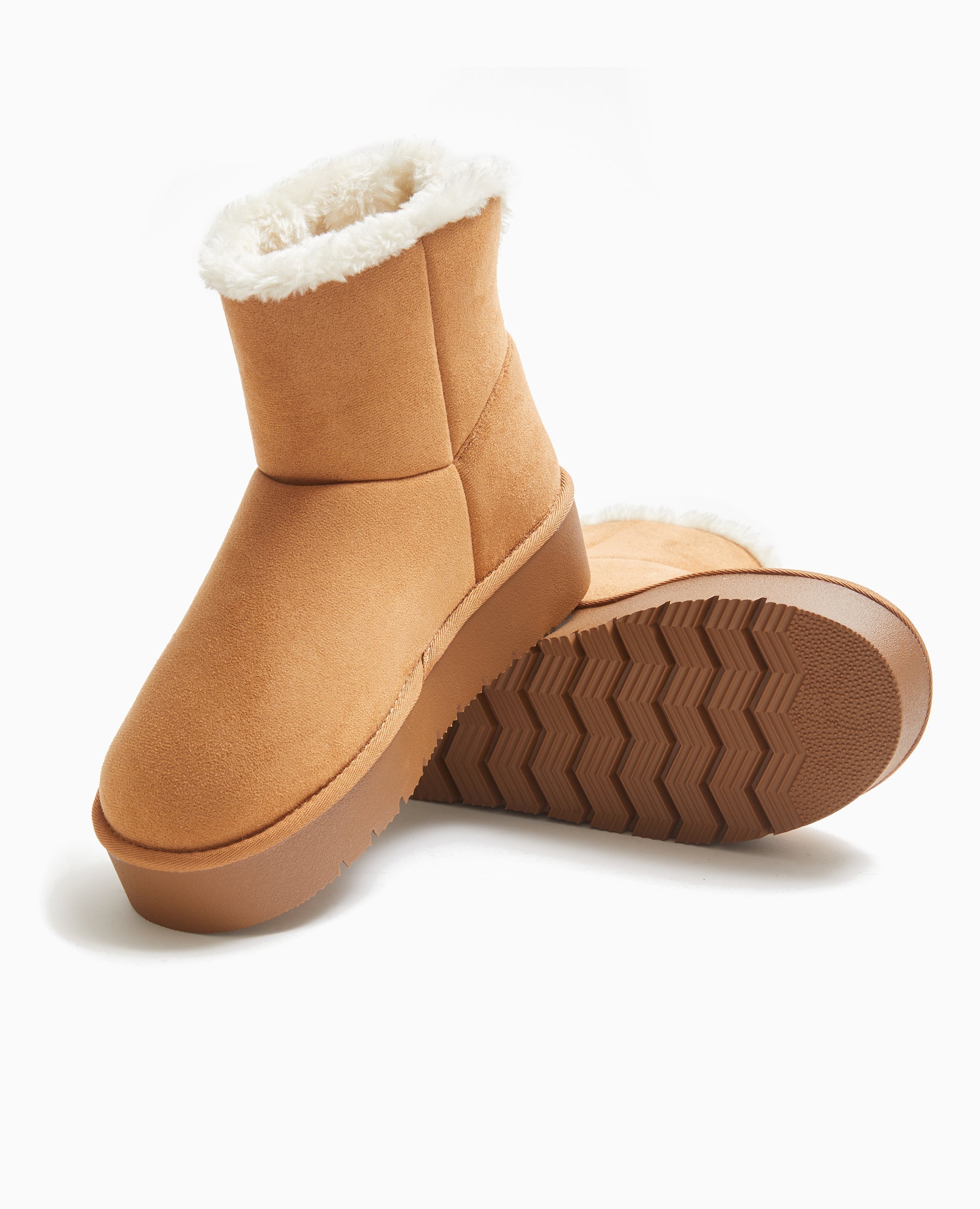 Boots fourrées en suédine