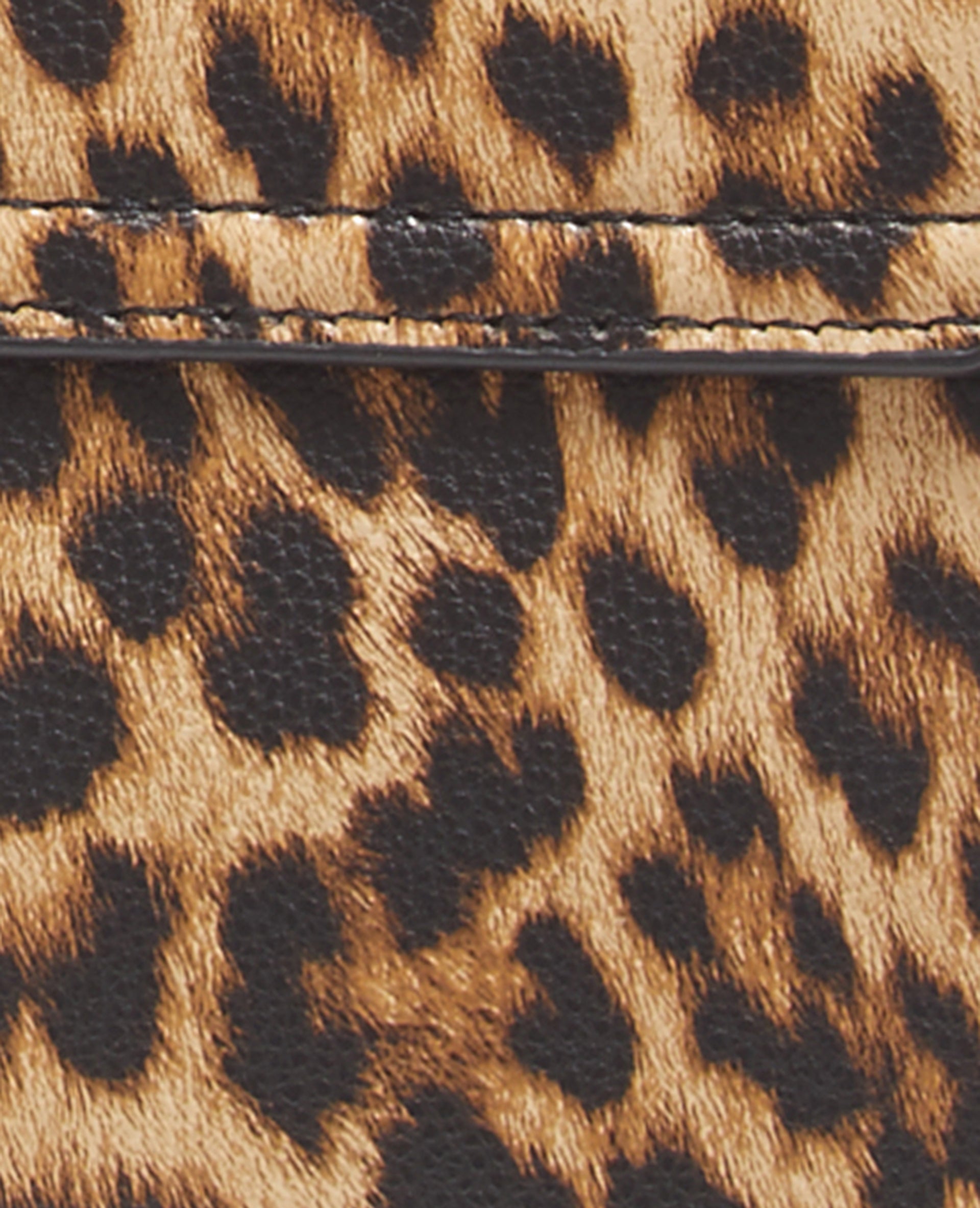 Sac boxy motif léopard