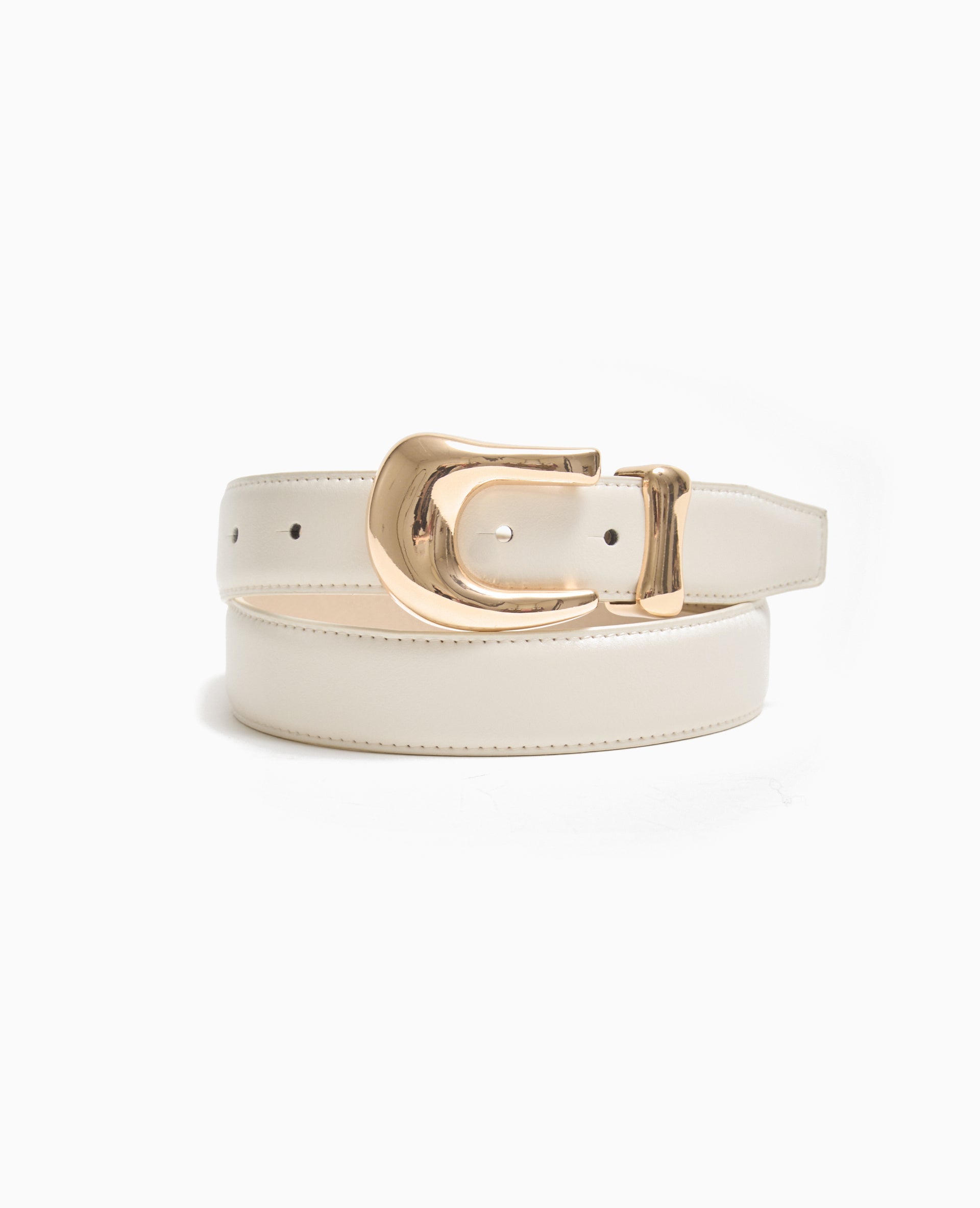 Ceinture avec boucle dorée