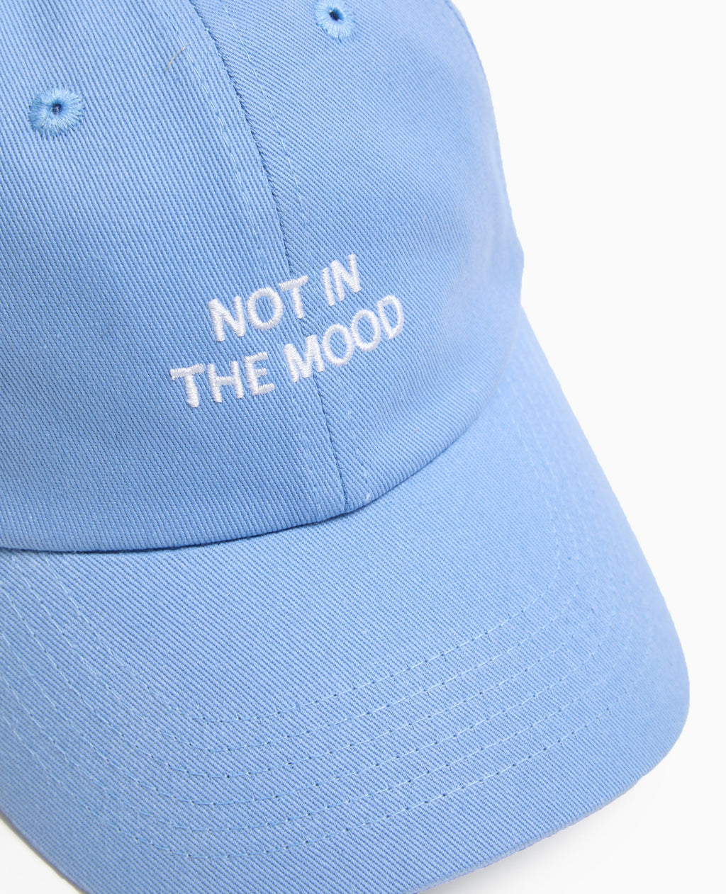 Casquette avec broderie devant