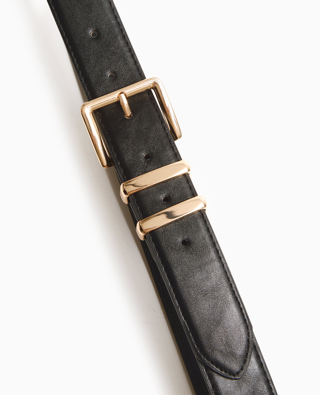 Ceinture en simili cuir avec boucle dorée