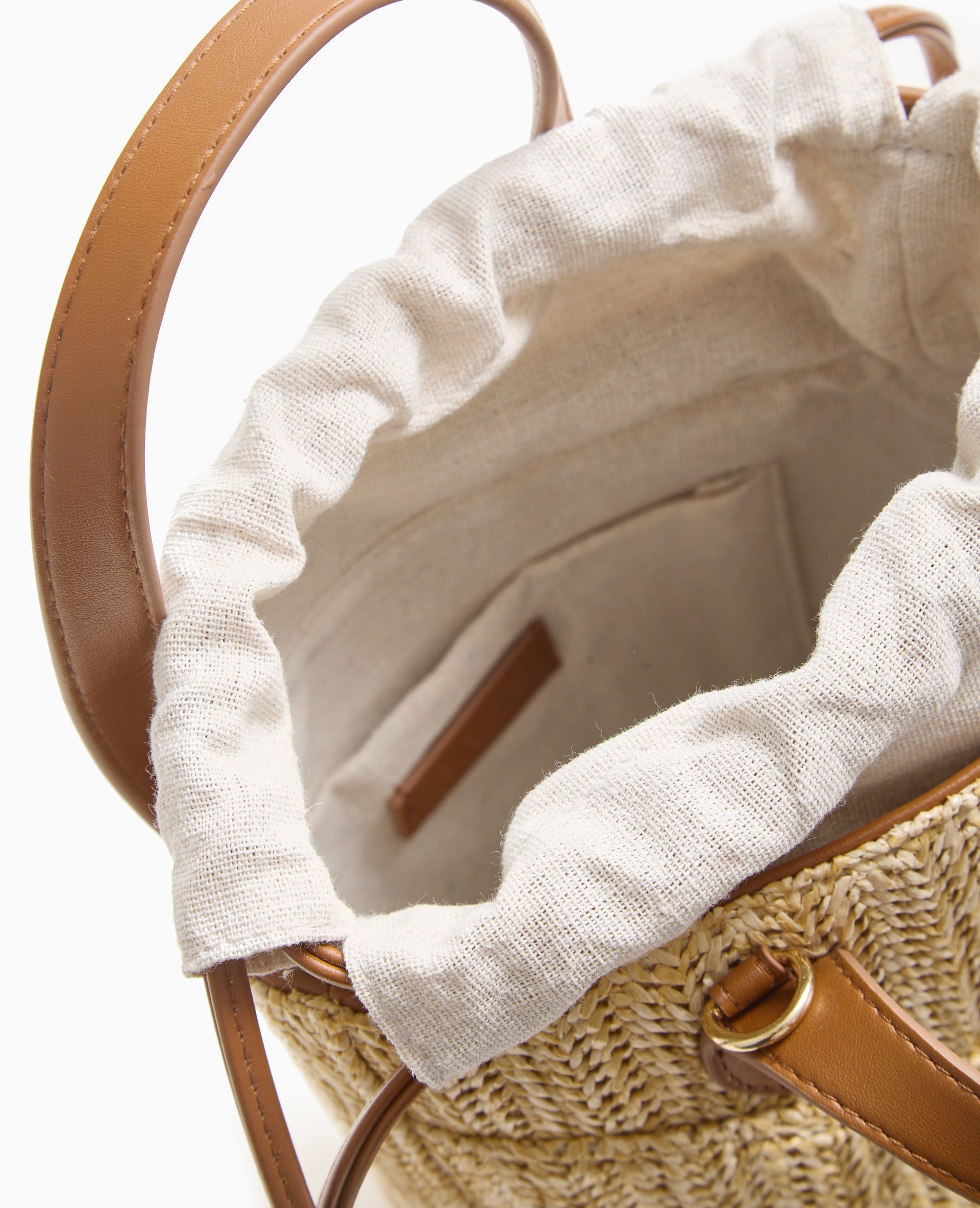 Sac seau en raphia