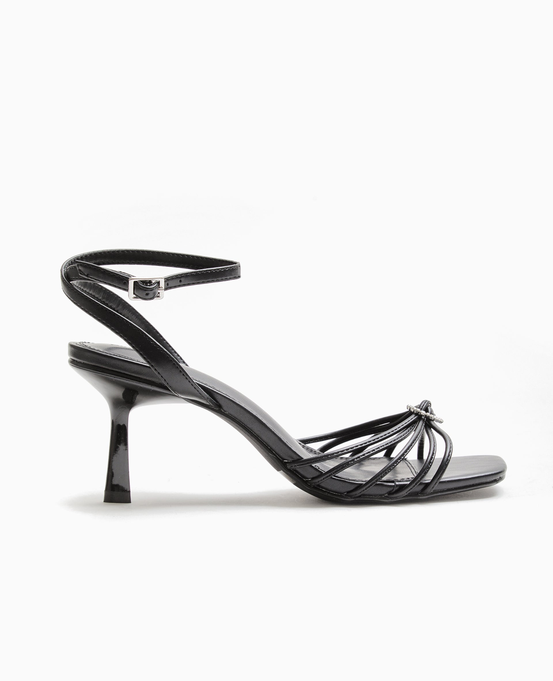 Sandales à talon avec cœur strass