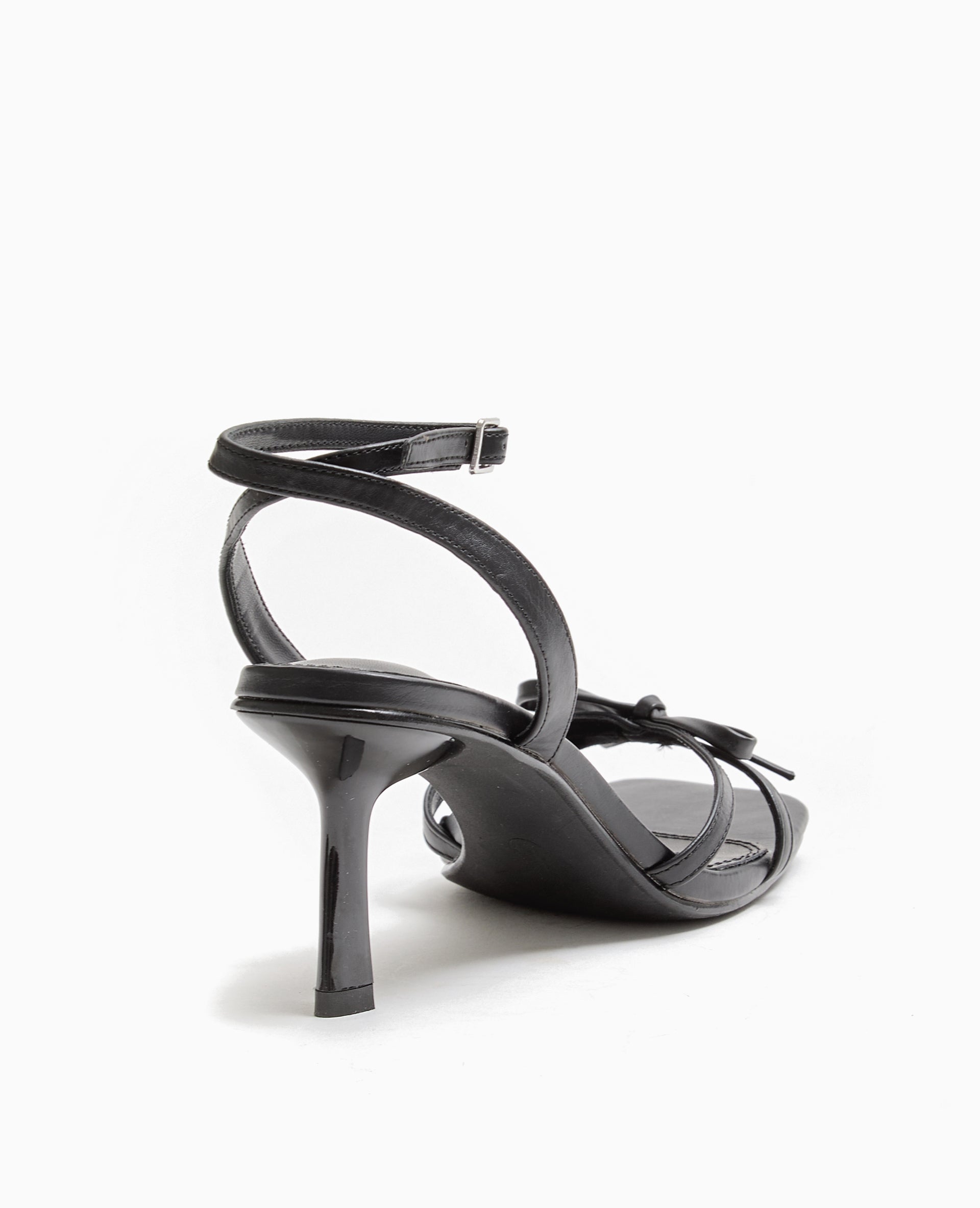 Sandales à talon avec nœud