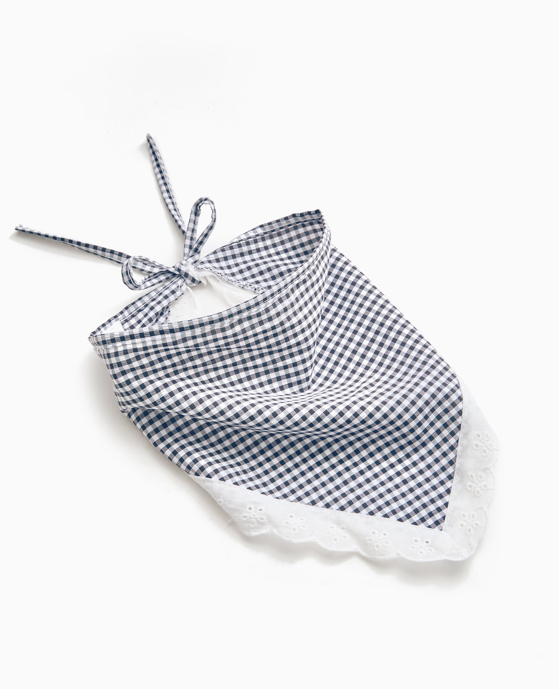 Foulard triangle motif vichy avec dentelle