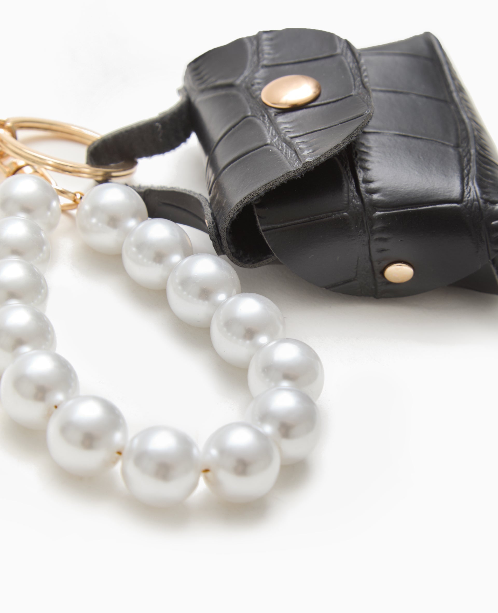 Bijou de sac avec perles et mini-sac