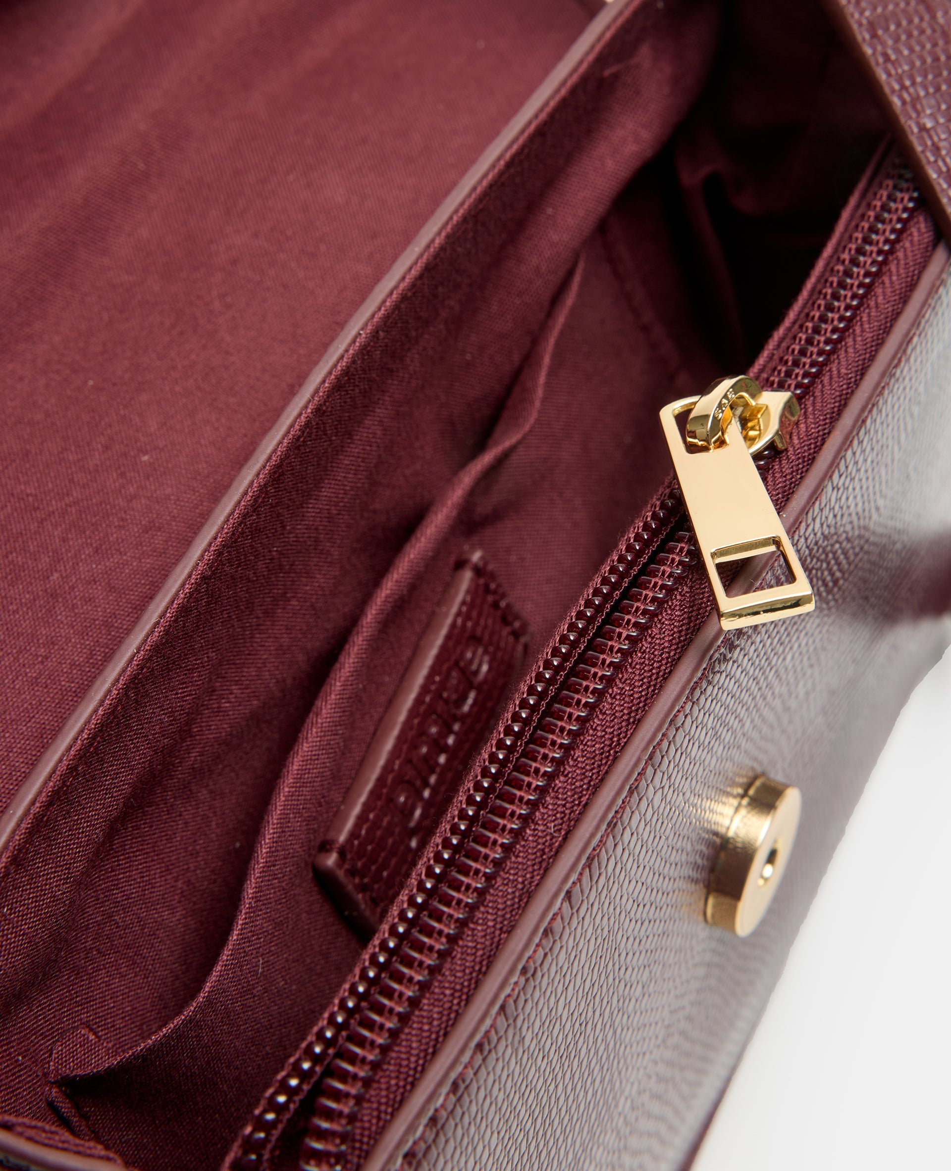 Petit sac boxy effet serpent avec boucle fantaisie