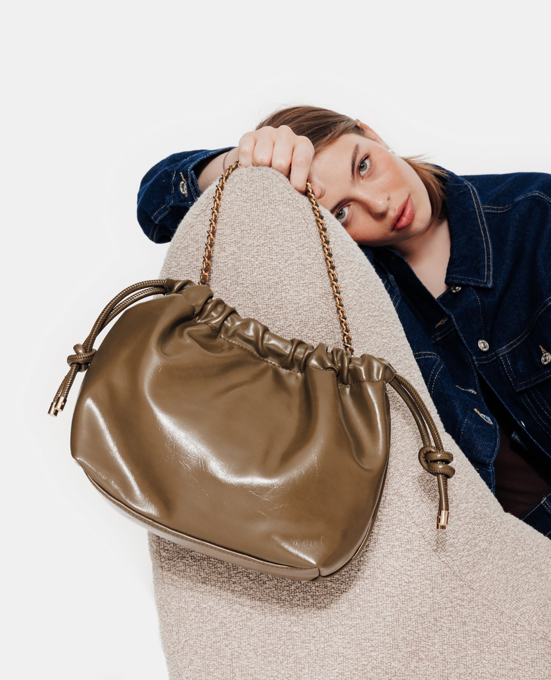 Sac bourse avec bandoulière chaine