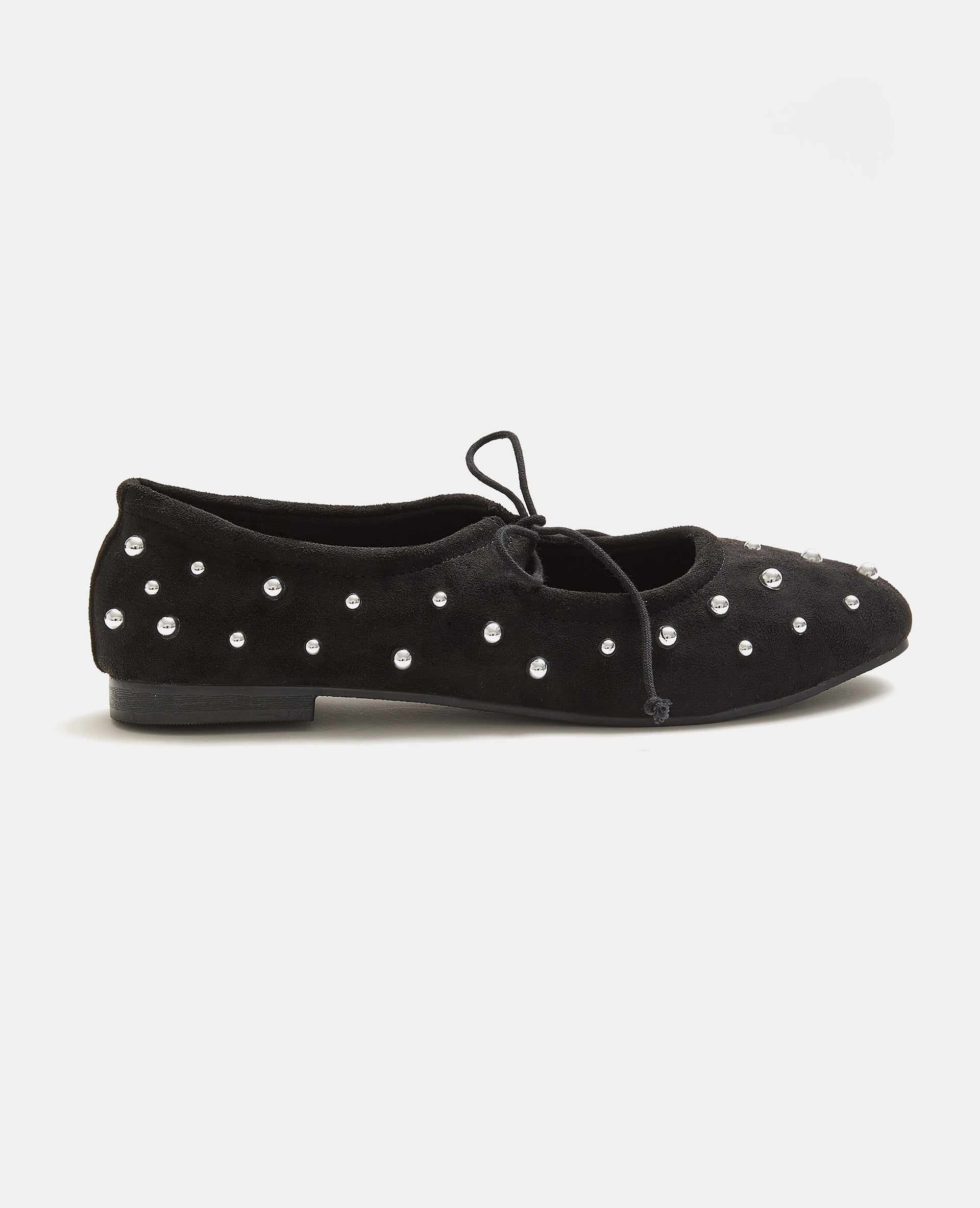 Ballerines en suédine avec clous